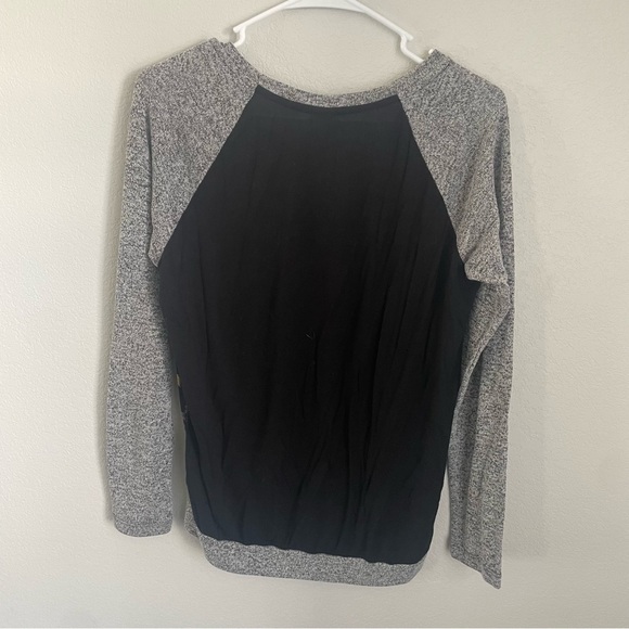 Kut From The Kloth Black Floral Pullover Light Sweater Long Sleeve Size Medium - Picture 8 of 9